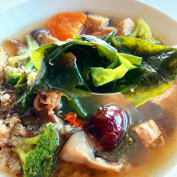 Seaweed Red Date Quinoa Soup