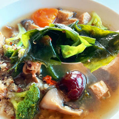 Seaweed Red Date Quinoa Soup